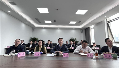 遂宁z6com官网集团党委组织党员干部职工集中收看党的二十大开幕会