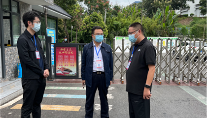 石镇槐督导查抄洁城环卫疫情期间医废措置