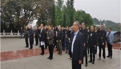 怀想英烈寄哀思  扬帆启航思奋进——2021年市国丰粮油党总支清明祭扫英烈主题党日活动